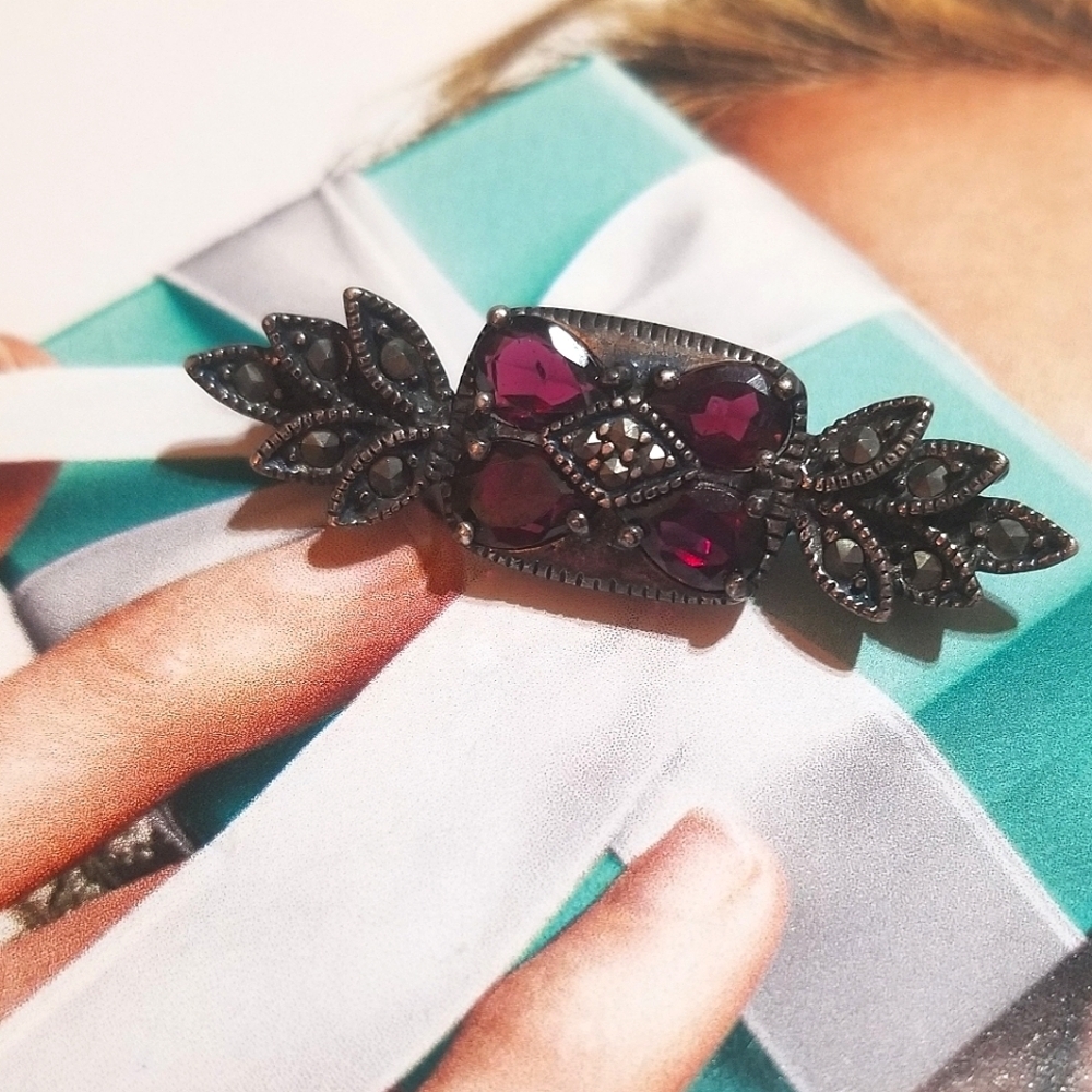 1930s Antique Garnet Marcasite Sterling Brooch - Picture 2 of 6